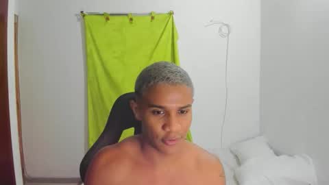 Ethan  online show from May 22, 6:02 pm
