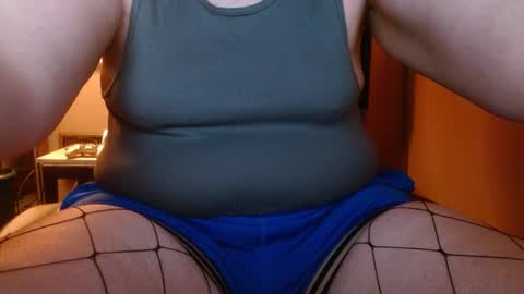 Snapshot of cosmicjones88 chatting on January 6, 1:53 am cosmicjones88 online show from January 6, 1:53 am