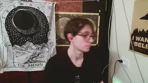 Snapshot of cosmonudes chatting on October 14, 6:26 pm Barry online show from October 14, 6:26 pm