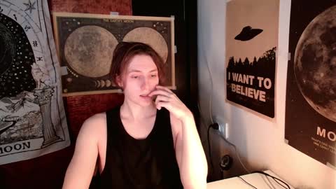 Snapshot of cosmonudes chatting on January 29, 11:51 am Barry online show from January 29, 11:51 am