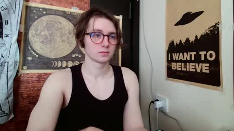 Snapshot of cosmonudes chatting on February 28, 9:04 am Barry online show from February 28, 9:04 am