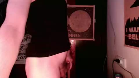 Snapshot of cosmonudes chatting on February 24, 2:48 pm Barry online show from February 24, 2:48 pm