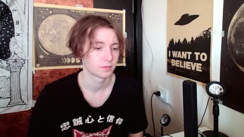 Snapshot of cosmonudes chatting on January 9, 9:06 am Barry online show from January 9, 9:06 am