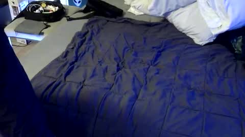 Snapshot of cough2getoff chatting on October 23, 6:50 am Corey online show from October 23, 6:50 am