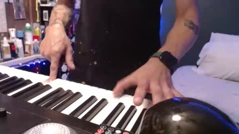 Snapshot of cough2getoff chatting on October 11, 7:40 pm Corey online show from October 11, 7:40 pm