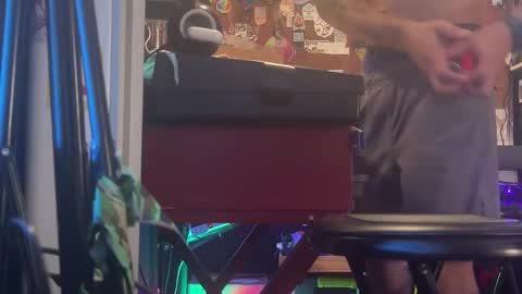 Snapshot of cough2getoff chatting on October 18, 11:53 pm Corey online show from October 18, 11:53 pm