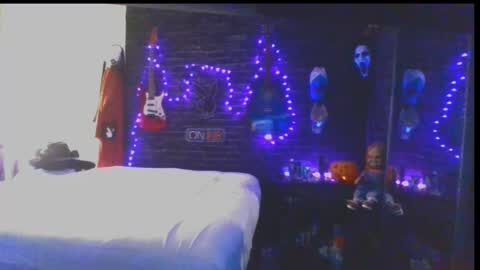 Snapshot of countryplayboy69 chatting on September 18, 11:12 am Michael Myers online show from September 18, 11:12 am