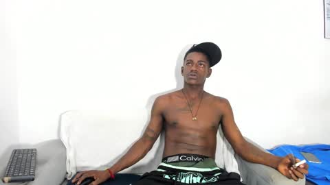 Snapshot of coupleblack_24 chatting on September 9, 12:54 am coupleblack_24 online show from September 9, 12:54 am