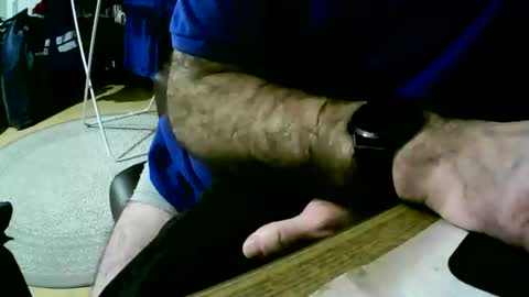 Snapshot of coyote017 chatting on February 1, 6:00 am coyote017 online show from February 1, 6:00 am