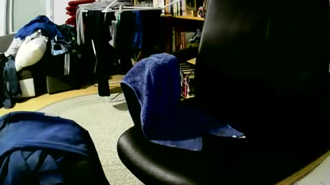 Snapshot of coyote017 chatting on January 12, 5:44 pm coyote017 online show from January 12, 5:44 pm