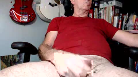 CozyCanuck online show from February 11, 8:15 am