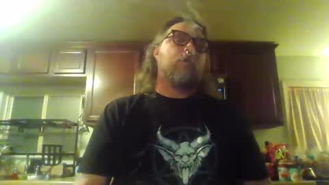 Crafty Uncle John online show from February 3, 1:47 am