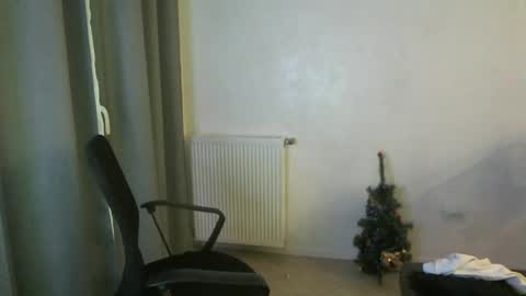 crazy online show from January 10, 11:54 am