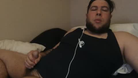 Snapshot of crazybigdick710 chatting on December 23, 3:07 am crazybigdick710 online show from December 23, 3:07 am