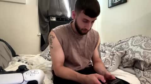 crazydill28 online show from May 3, 9:17 pm