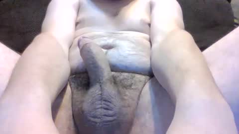 Snapshot of crazydog3690 chatting on January 30, 2:49 am crazydog3690 online show from January 30, 2:49 am