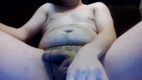 Snapshot of crazydog3690 chatting on February 3, 1:52 am crazydog3690 online show from February 3, 1:52 am