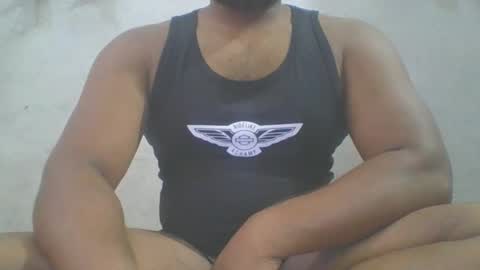 crazzy_booy online show from May 2, 2:47 am