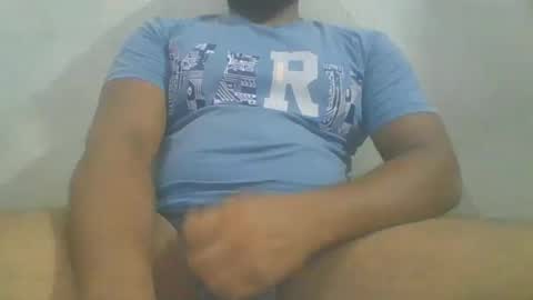 Snapshot of crazzy_booy chatting on September 10, 2:05 pm crazzy_booy online show from September 10, 2:05 pm