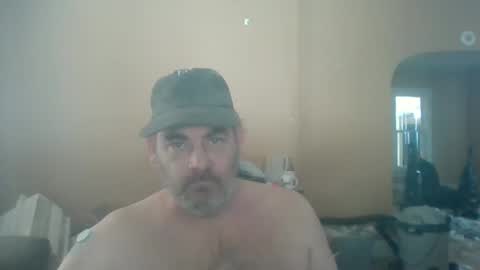 Snapshot of cre9876 chatting on February 18, 5:00 pm alway horny online show from February 18, 5:00 pm