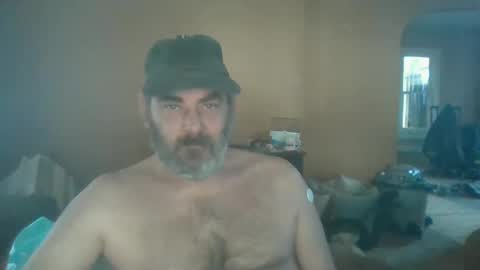 Snapshot of cre9876 chatting on December 9, 5:24 pm alway horny online show from December 9, 5:24 pm