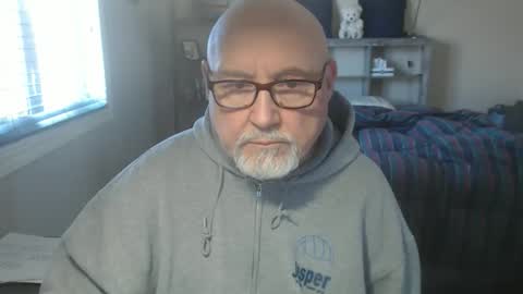 Creamormilk online show from February 2, 1:52 pm