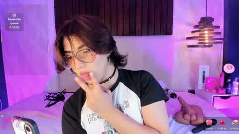 creamy_angelo online show from May 12, 9:34 pm