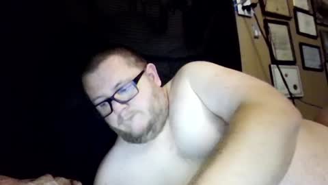 Snapshot of creeeping_death chatting on February 2, 1:23 am The hopeless romantic online show from February 2, 1:23 am