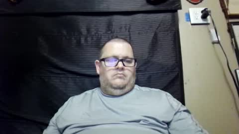 Snapshot of creeeping_death chatting on February 27, 10:15 am The hopeless romantic online show from February 27, 10:15 am