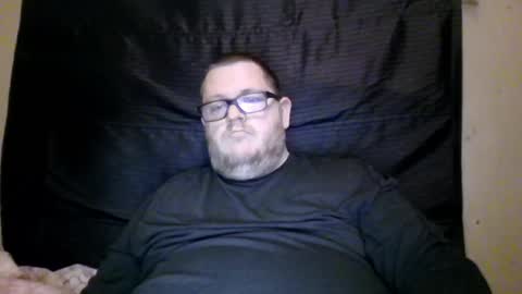 Snapshot of creeeping_death chatting on December 23, 5:28 am The hopeless romantic online show from December 23, 5:28 am