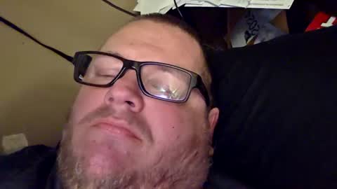 Snapshot of creeeping_death chatting on March 3, 2:22 am The hopeless romantic online show from March 3, 2:22 am