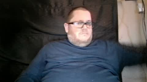 Snapshot of creeeping_death chatting on January 12, 2:56 am The hopeless romantic online show from January 12, 2:56 am