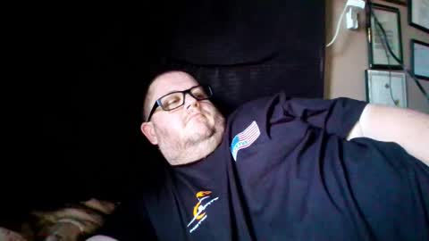 Snapshot of creeeping_death chatting on September 12, 7:14 pm The hopeless romantic online show from September 12, 7:14 pm