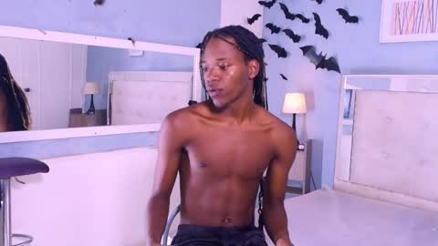 CriisBrown  online show from November 4, 6:31 pm