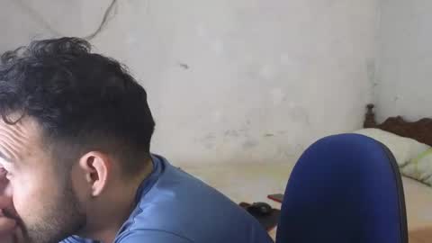 cris_simons online show from December 4, 4:32 am