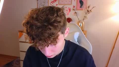 Chris online show from November 11, 3:06 pm