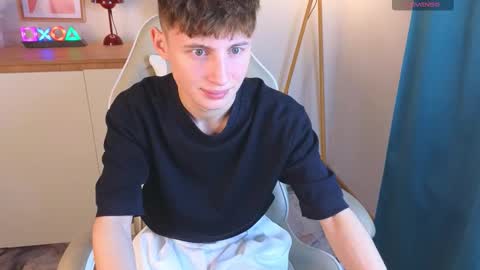 Chris online show from November 27, 5:27 pm