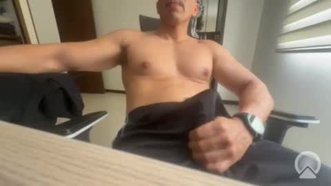crispin_789 online show from May 27, 2:58 pm