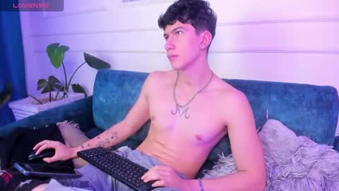 Cris online show from March 14, 3:46 am