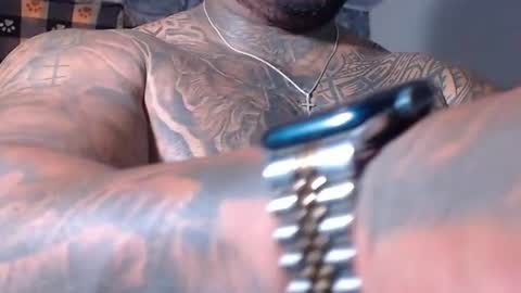 criss_zanders007 online show from June 11, 6:50 pm