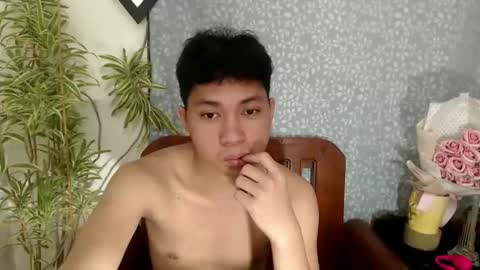 lloyd online show from December 1, 1:58 pm