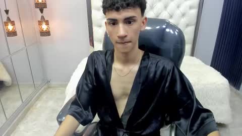 Snapshot of cristalangel9 chatting on October 22, 5:27 pm ANGEL  online show from October 22, 5:27 pm