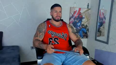 Snapshot of cristian_walker chatting on January 28, 12:22 pm cristian walker online show from January 28, 12:22 pm