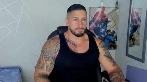 Snapshot of cristian_walker chatting on February 25, 12:13 pm cristian walker online show from February 25, 12:13 pm