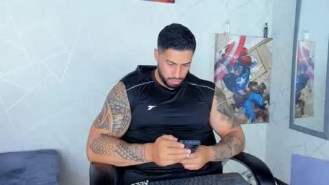 Snapshot of cristian_walker chatting on December 18, 12:29 pm cristian walker online show from December 18, 12:29 pm