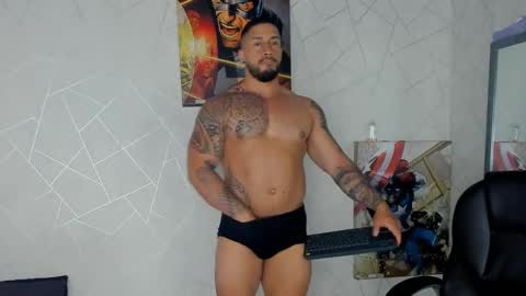 Snapshot of cristian_walker chatting on March 6, 10:36 pm cristian walker online show from March 6, 10:36 pm