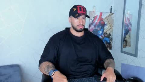 Snapshot of cristian_walker chatting on December 16, 11:01 am cristian walker online show from December 16, 11:01 am