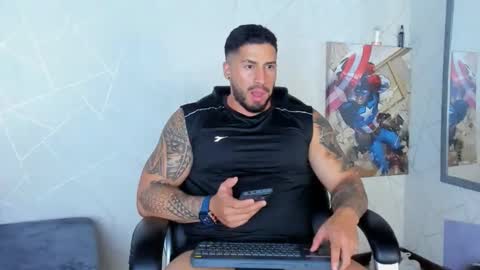 Snapshot of cristian_walker chatting on December 14, 9:46 pm cristian walker online show from December 14, 9:46 pm