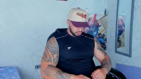 Snapshot of cristian_walker chatting on February 3, 11:53 am cristian walker online show from February 3, 11:53 am