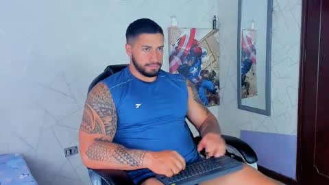 Snapshot of cristian_walker chatting on February 2, 12:02 pm cristian walker online show from February 2, 12:02 pm